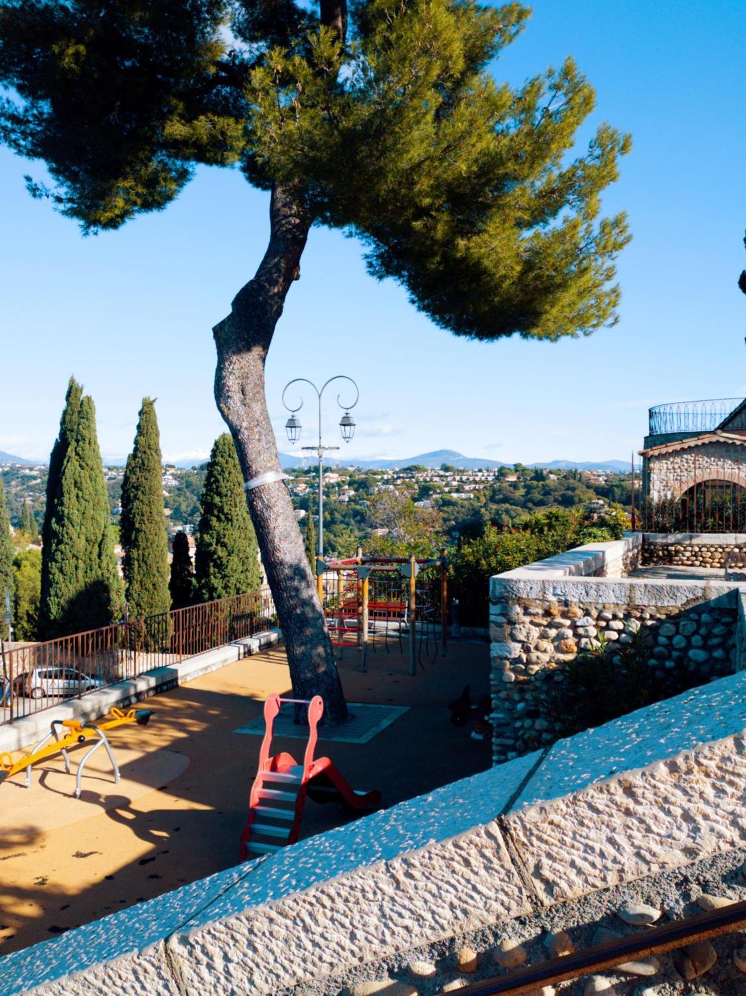 Duplex Au Pied Du Chateau Cagnes-sur-Mer Luaran gambar
