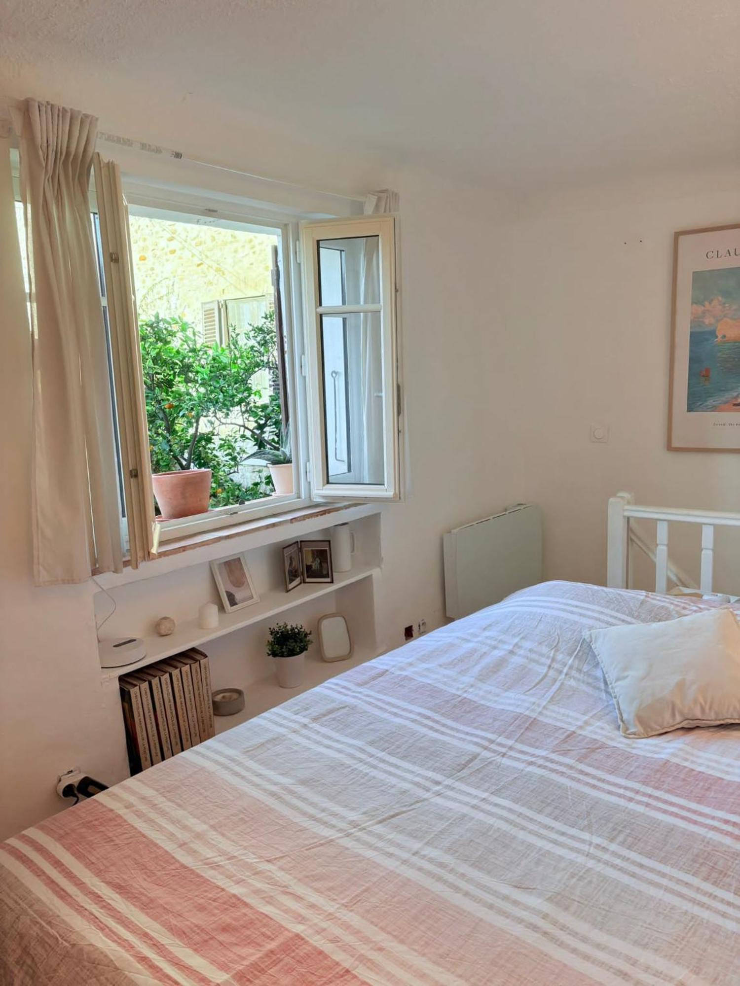 Duplex Au Pied Du Chateau Cagnes-sur-Mer Luaran gambar