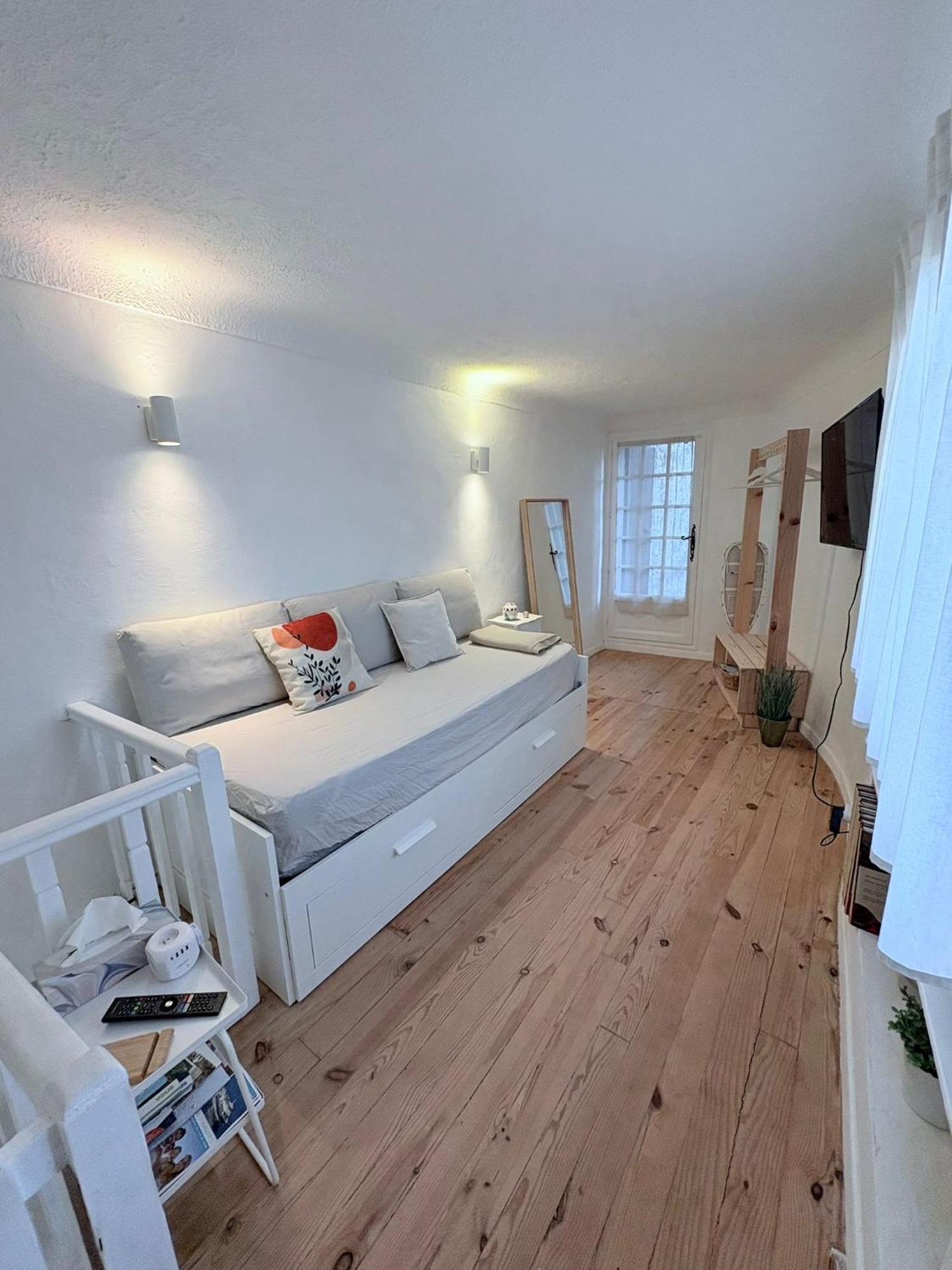 Duplex Au Pied Du Chateau Cagnes-sur-Mer Luaran gambar